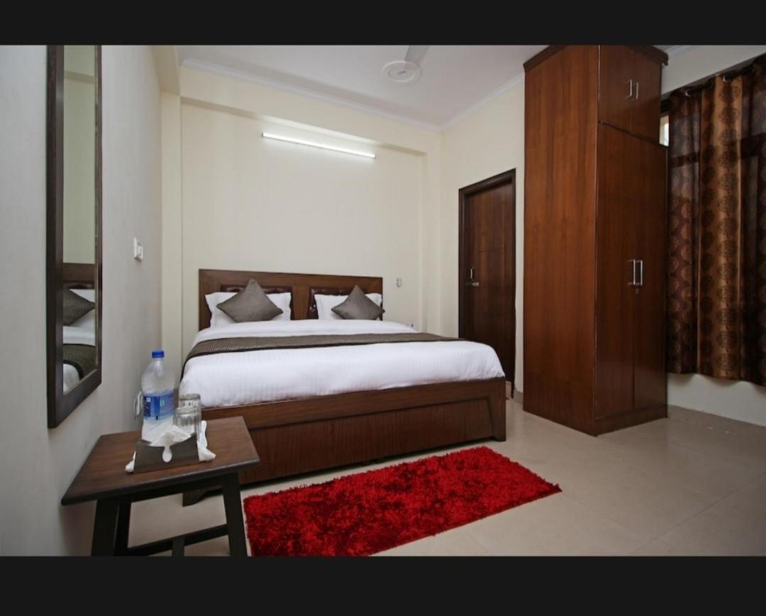 Hotel Surya O